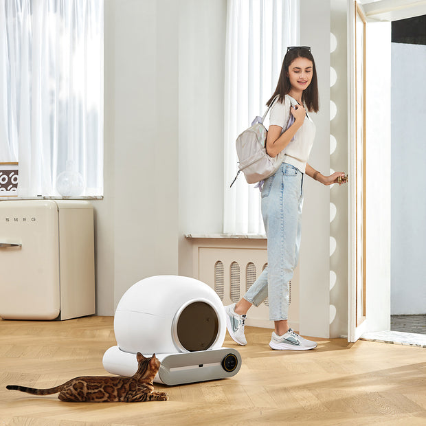 Self-Cleaning Cat Litter Box, Automatic Scooping and Odor Removal, App Control Support